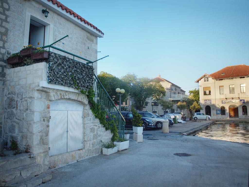 Old Fisherman House Kaštela Esterno foto