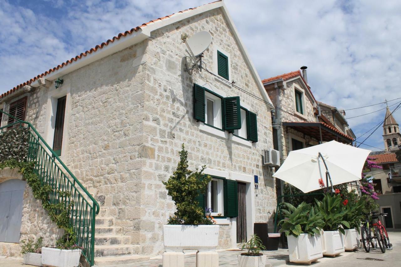 Old Fisherman House Kaštela Esterno foto